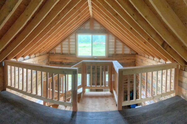 Inside Cabin Loft (1)